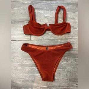 Size 4/SMALL bikini!!😍
